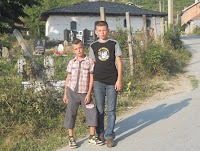 8 Edhe keta djelmosha jane zgjuar heret per te kremtuar Bajramin