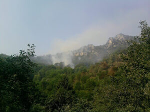 Erpjekje per shuarjen e zjarrit(foto Y.Thaci