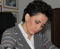 3 Adriana Hoxhiq Shee e zyres adminsitrative ne veri