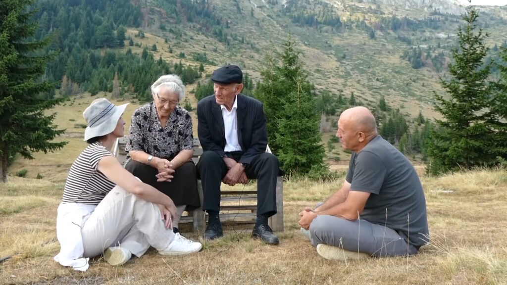 Sequence 12.00 10 52 14.Still026