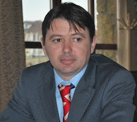 4 Andi Xhoi Ambasada e shqeiperise ne Kosove