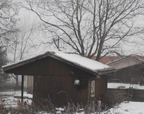 Barake e drunjte ne kembim te dy shtepive te rrenuara ne Padesh e shqiperise